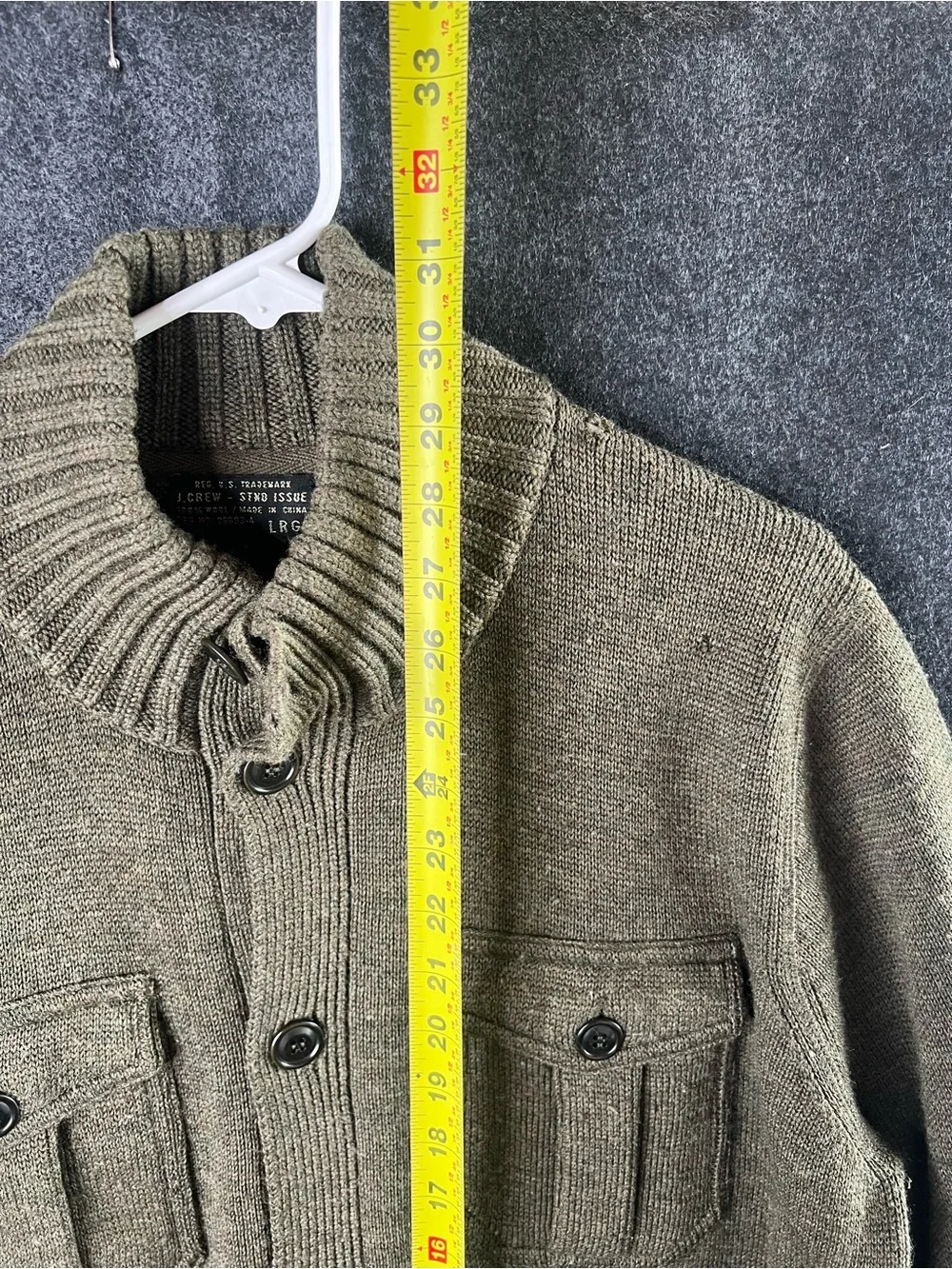 J.Crew Chunky Military Style 100% Wool Olive Green Cardigan Men’s Size L Preppy